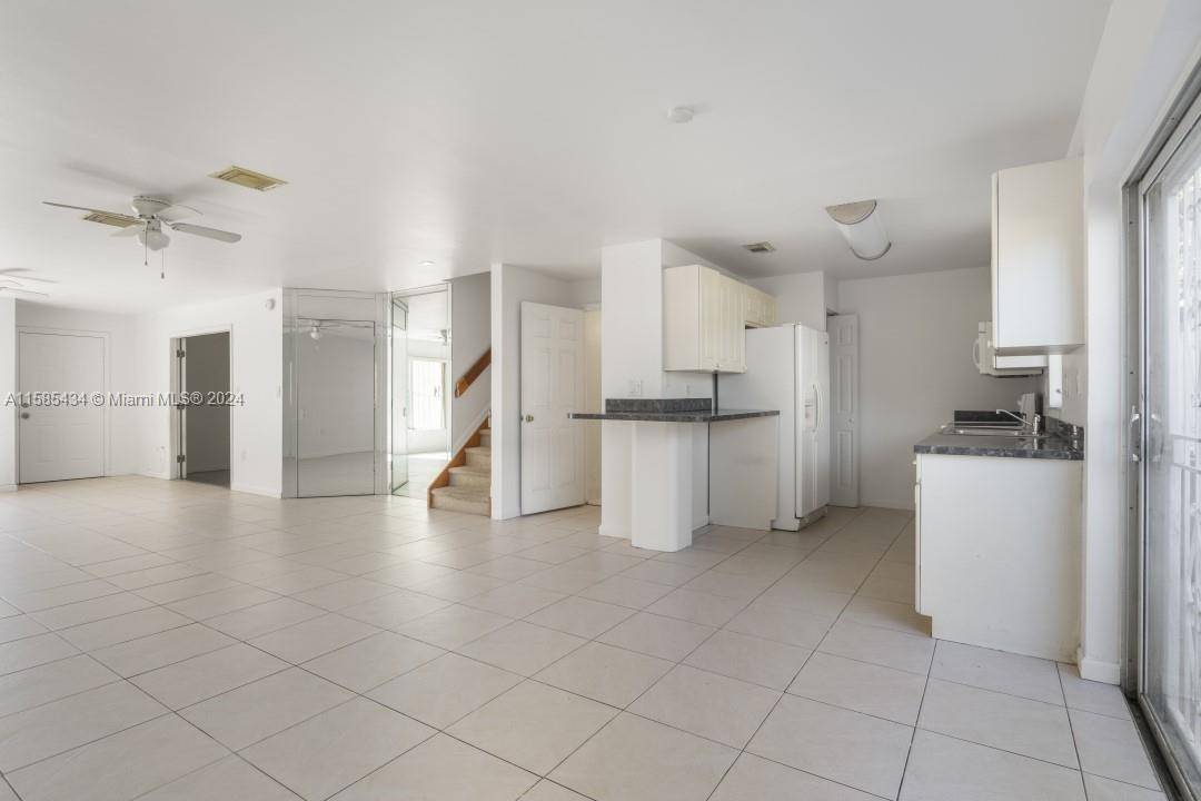 Miami Gardens, FL 33056,19737 NW 33rd Ct