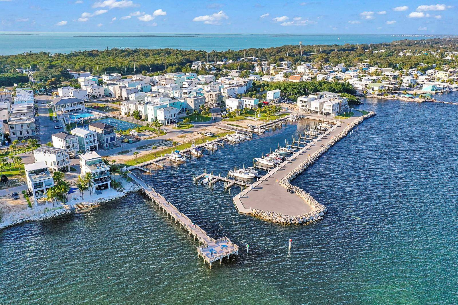 Key Largo, FL 33037,94825 Overseas Hwy