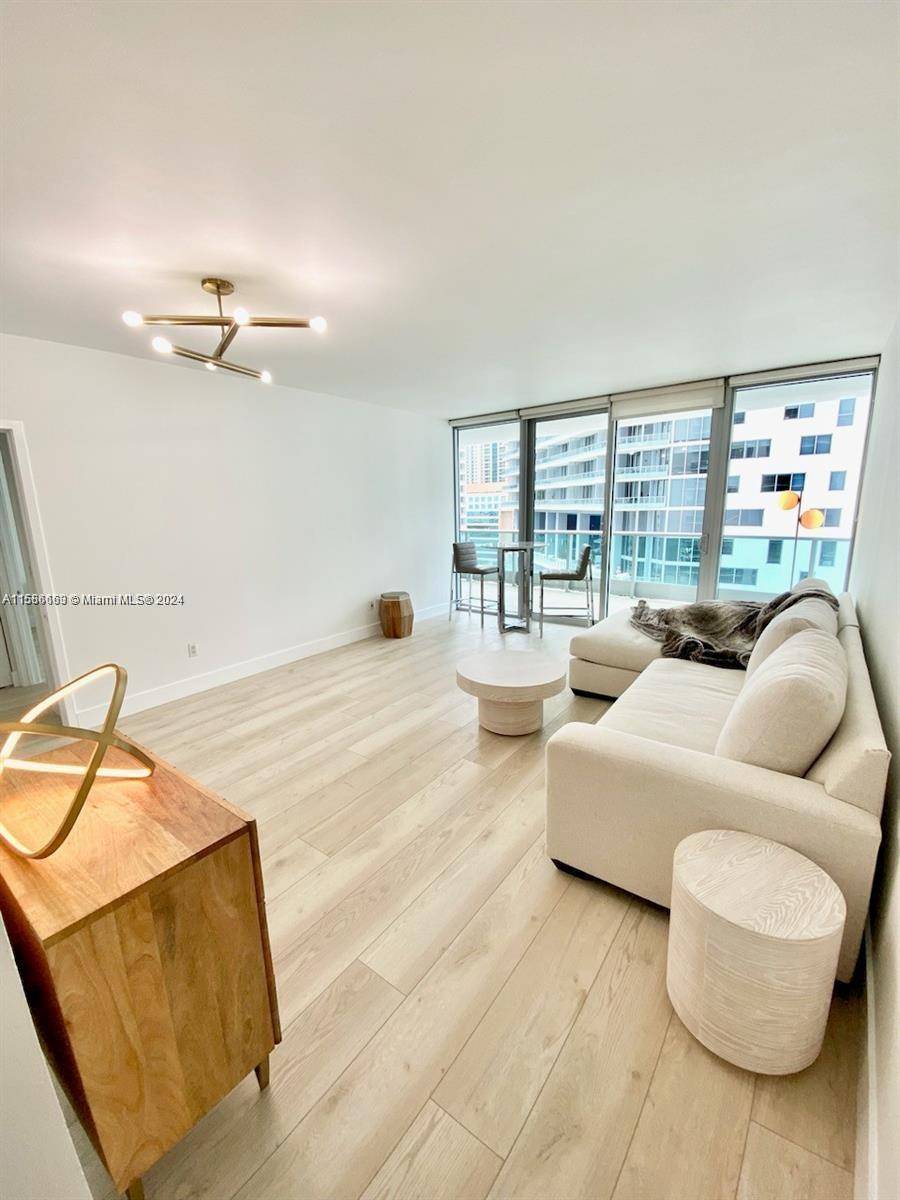 Miami, FL 33131,1331 Brickell Bay Dr #1604