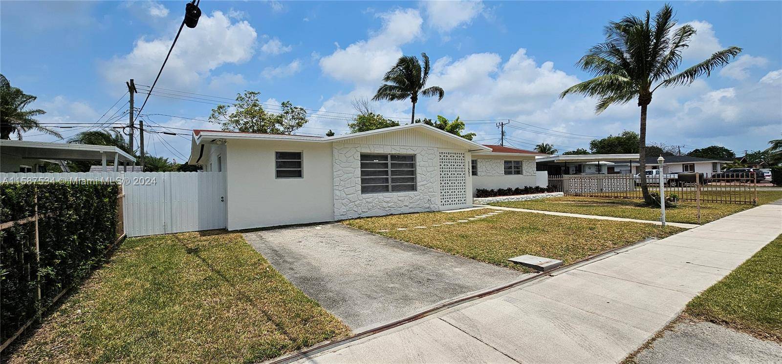 Miami, FL 33189,11551 SW 201st St