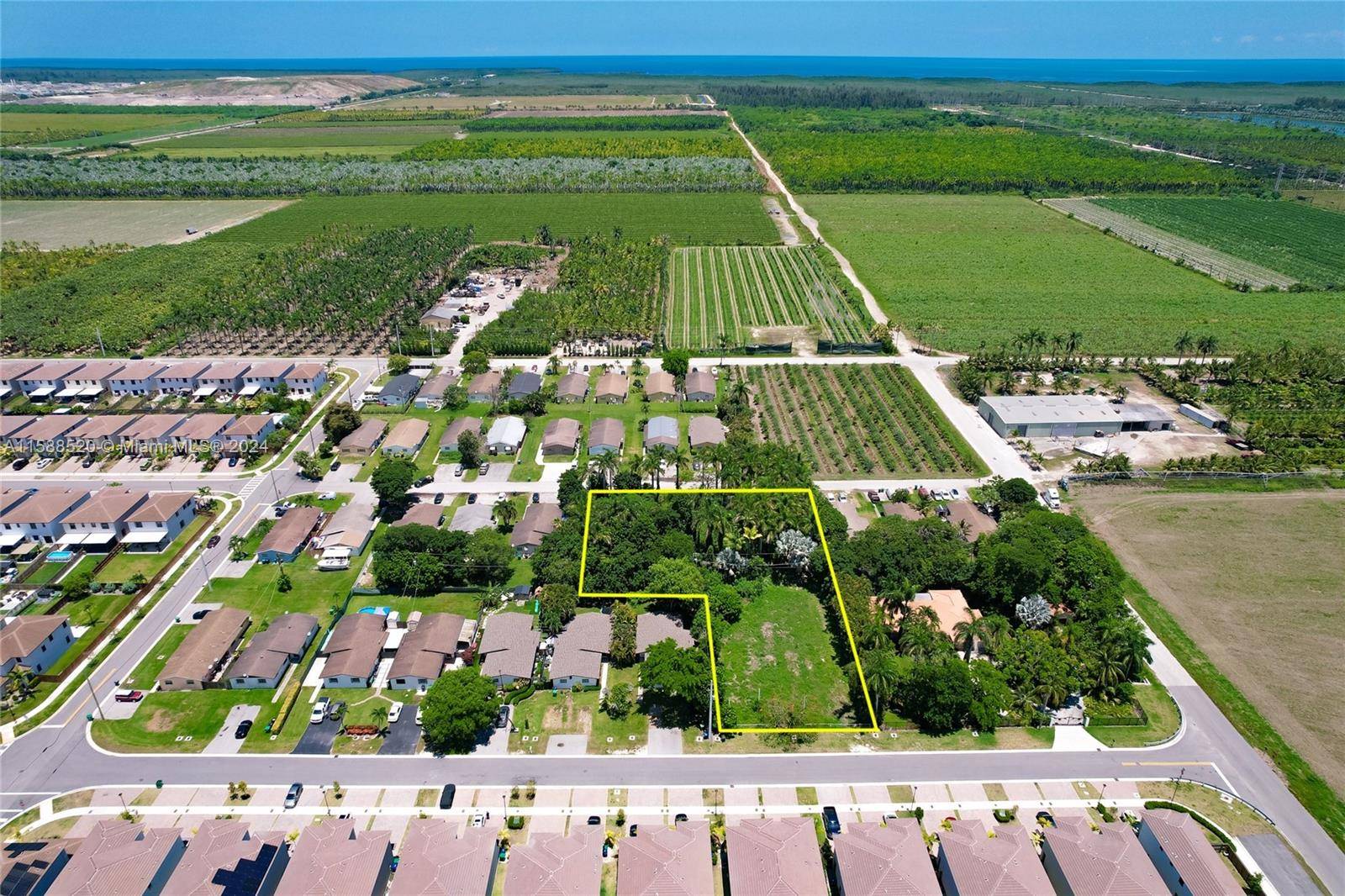 Homestead, FL 33032,255XX SW 107th Court