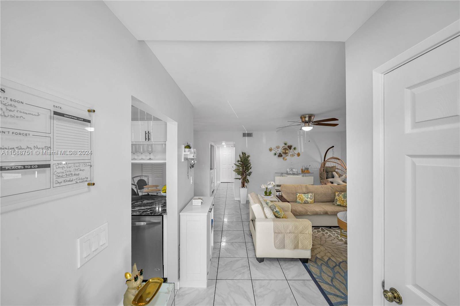 Oakland Park, FL 33309,3089 N Oakland Forest Dr #101