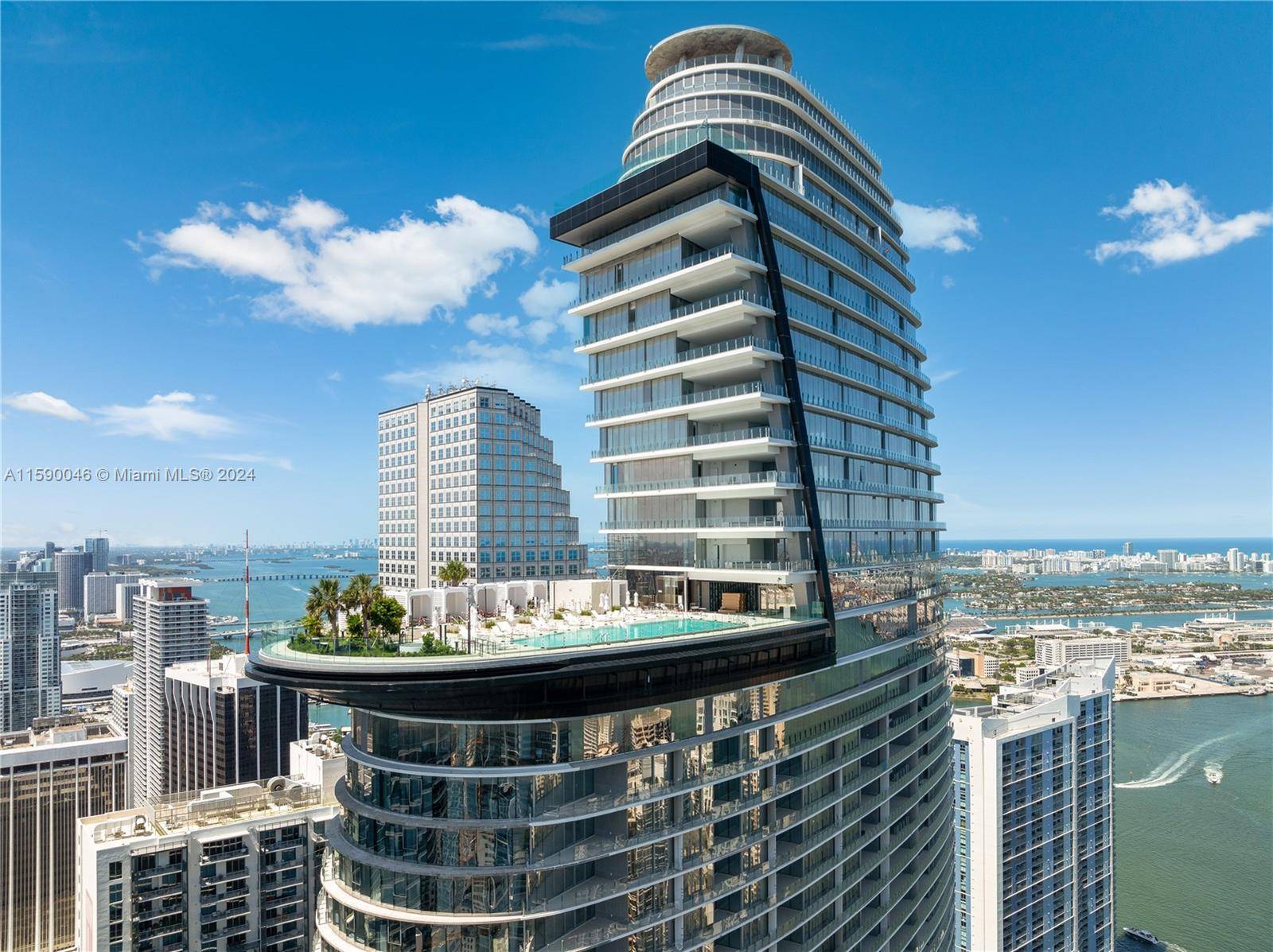 Miami, FL 33131,300 Biscayne Blvd Way #3105