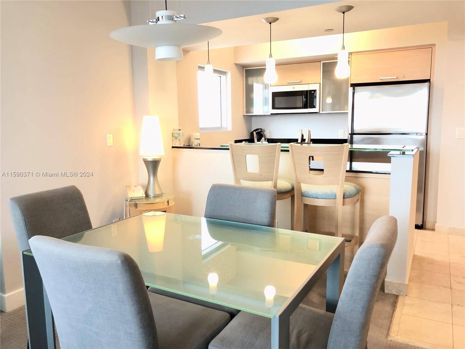 Sunny Isles Beach, FL 33160,18683 Collins Ave #1907
