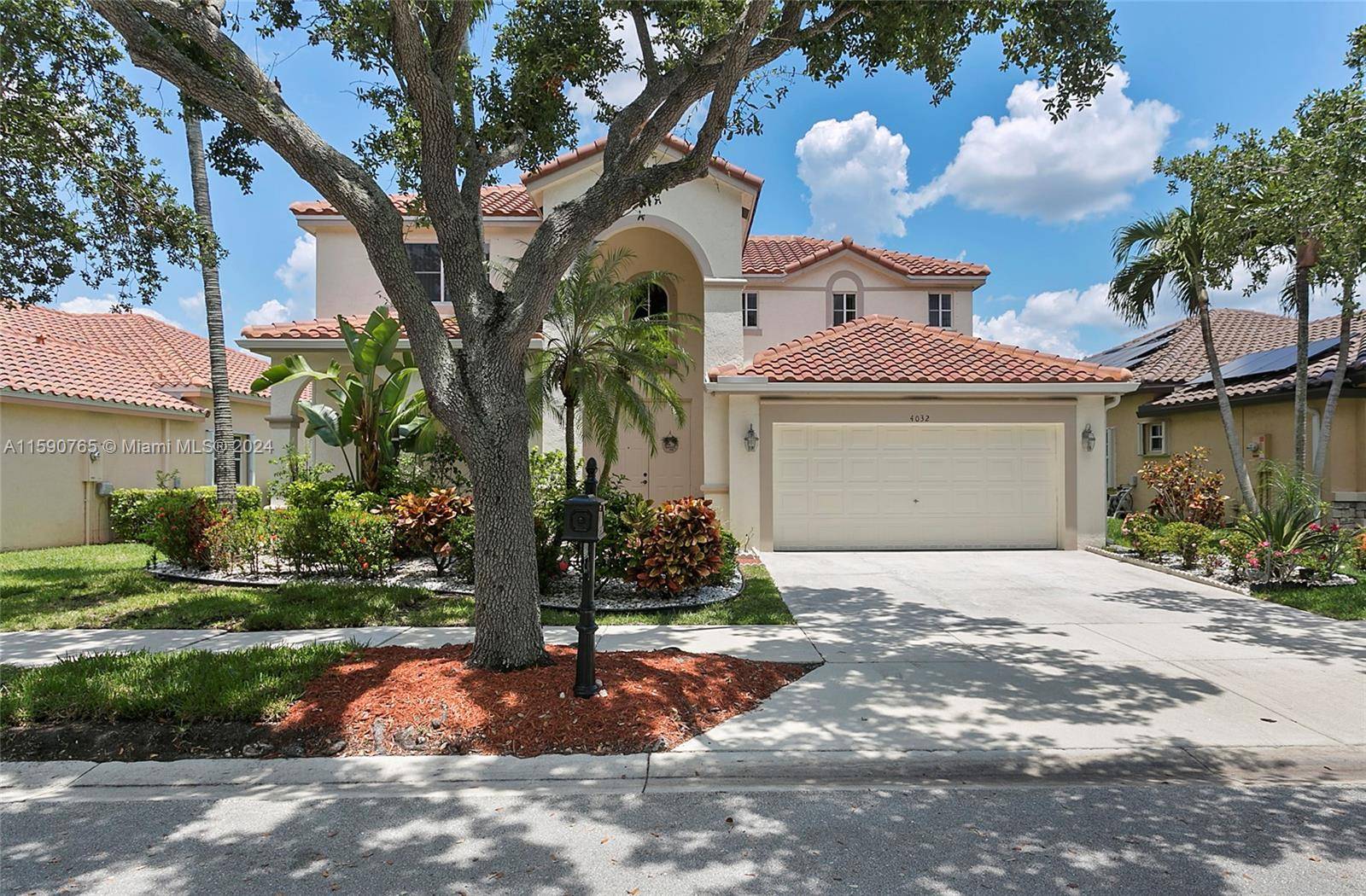 Weston, FL 33331,4032 Pinewood Ln