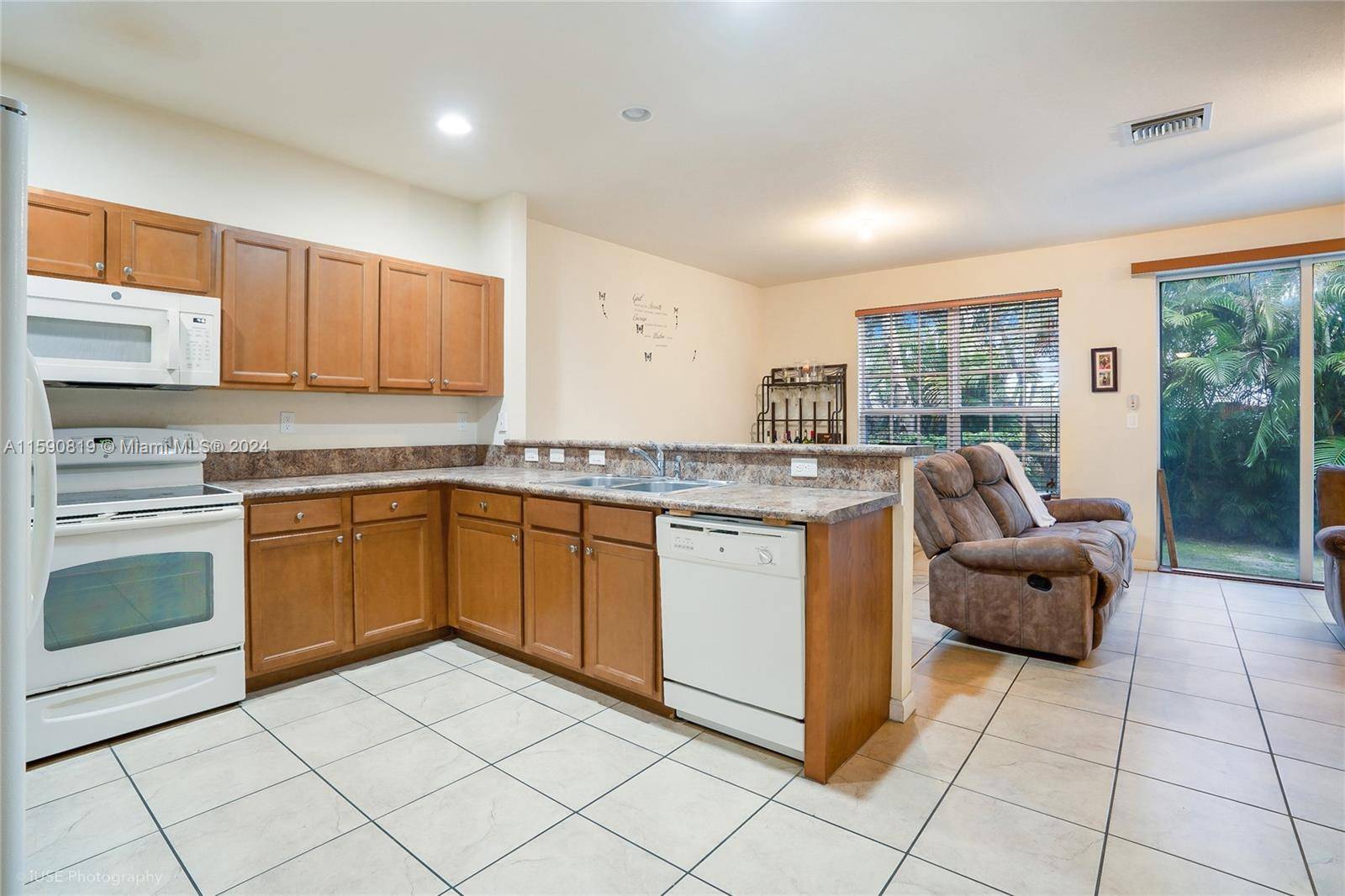 Oakland Park, FL 33309,3192 NW 31st Ter