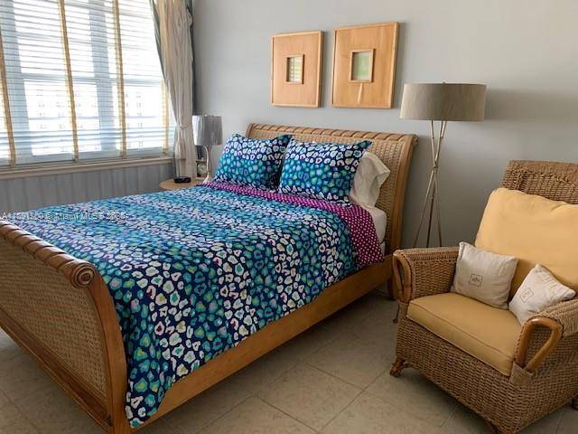 Miami Beach, FL 33139,100 Lincoln Rd #1434