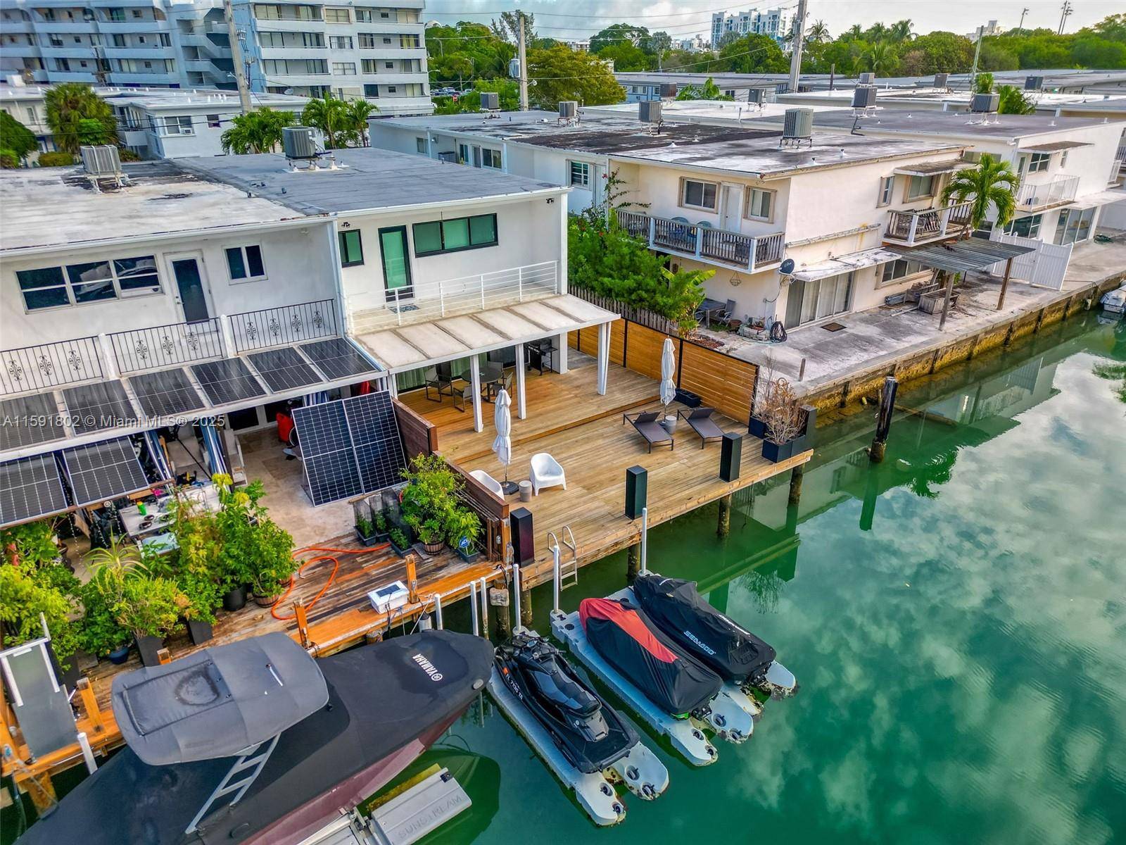 Miami Beach, FL 33141,830 Raymond St