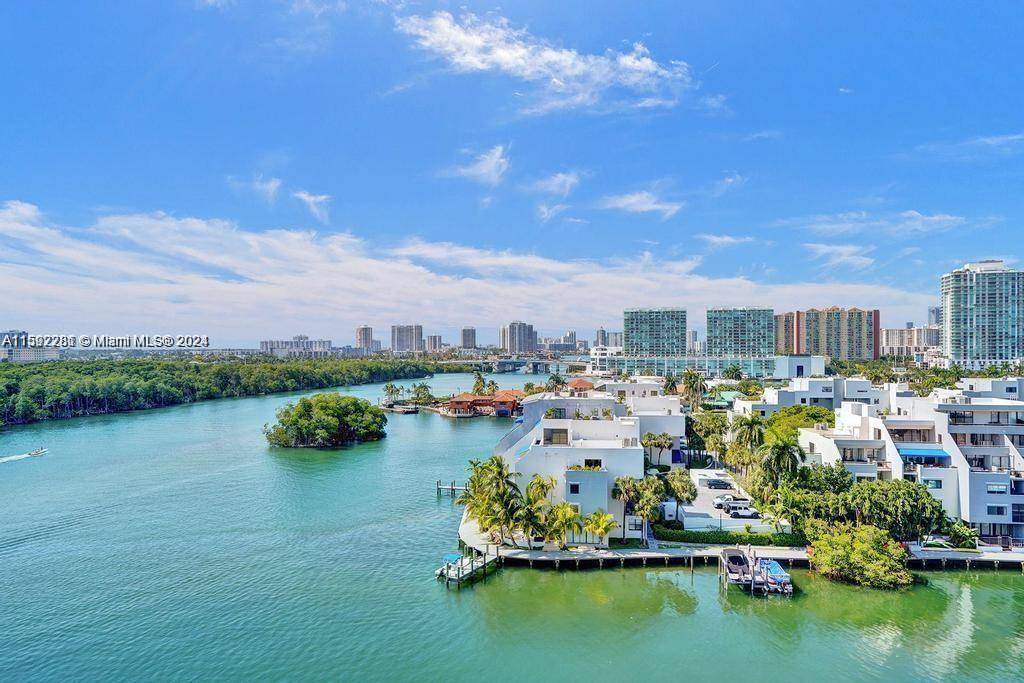 Sunny Isles Beach, FL 33160,400 Kings Point Dr #317