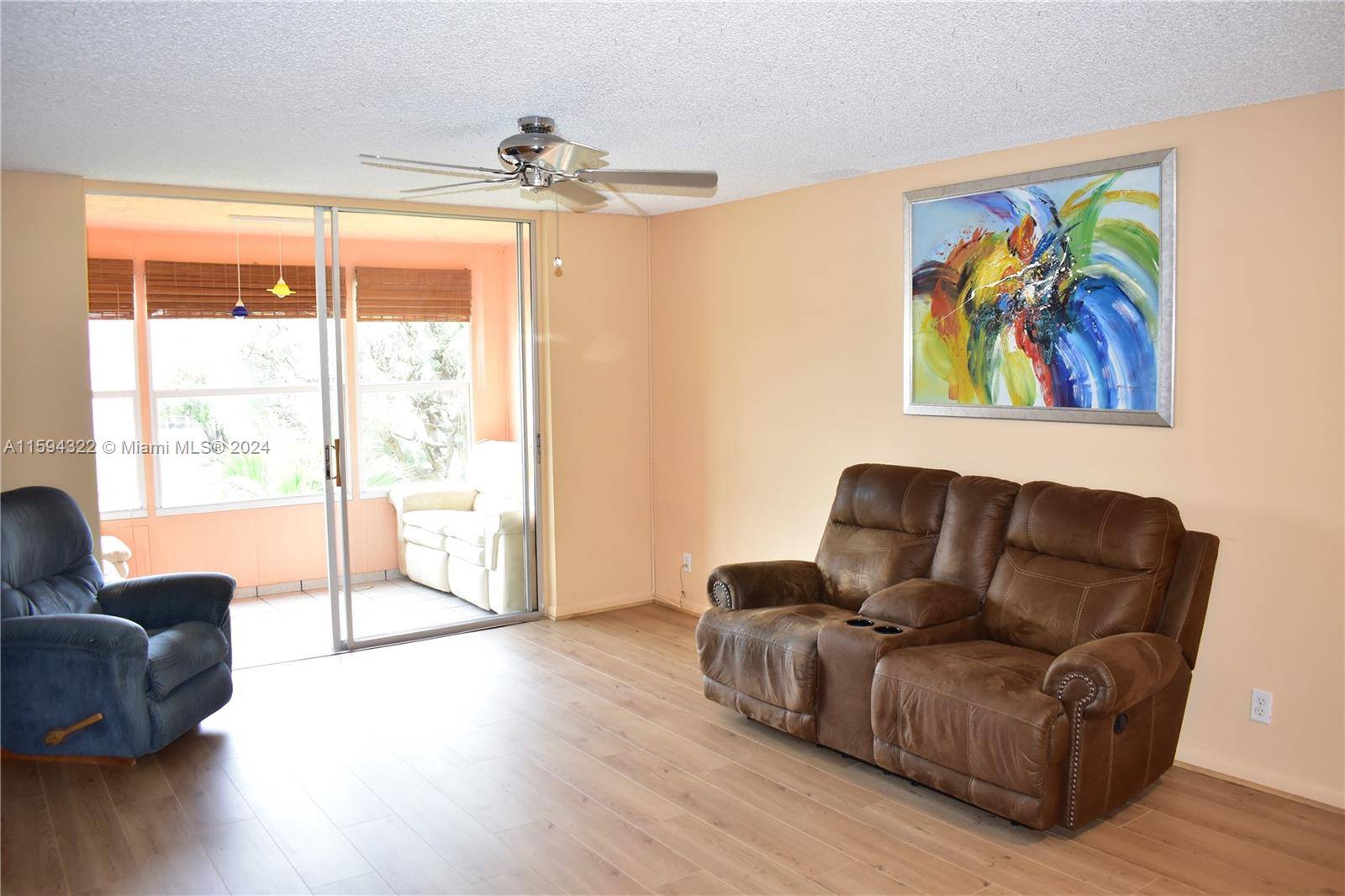 Sunrise, FL 33322,9420 Sunrise Lakes Blvd #211