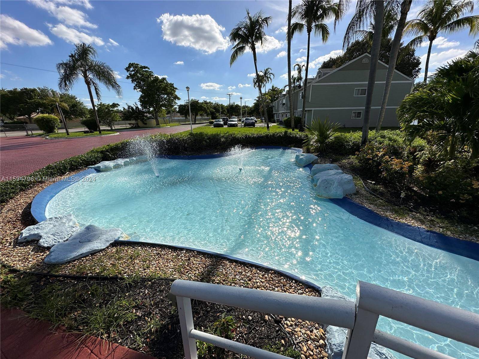Oakland Park, FL 33309,3453 NW 44th St #107