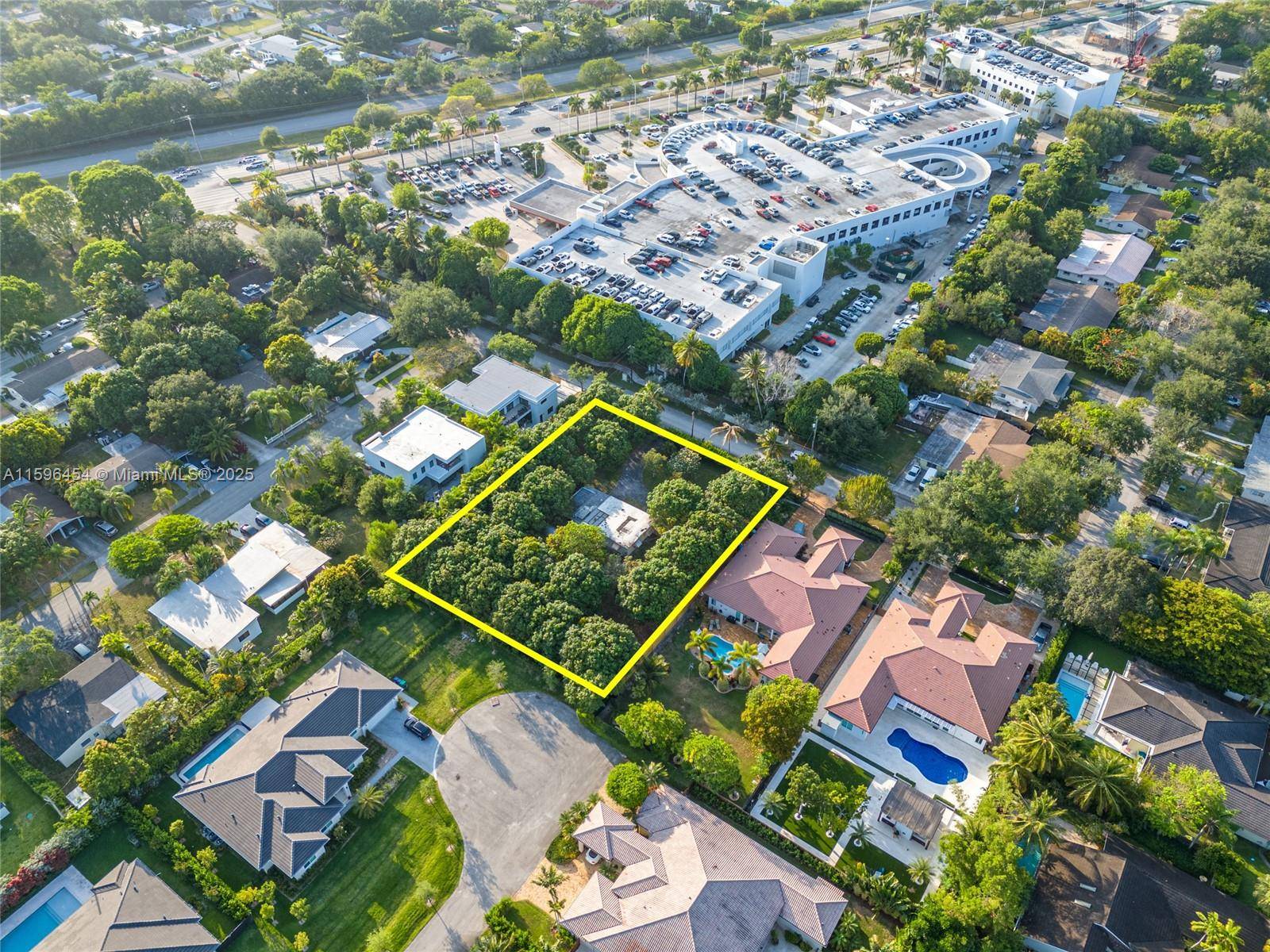 Pinecrest, FL 33156,7800 SW 110th St