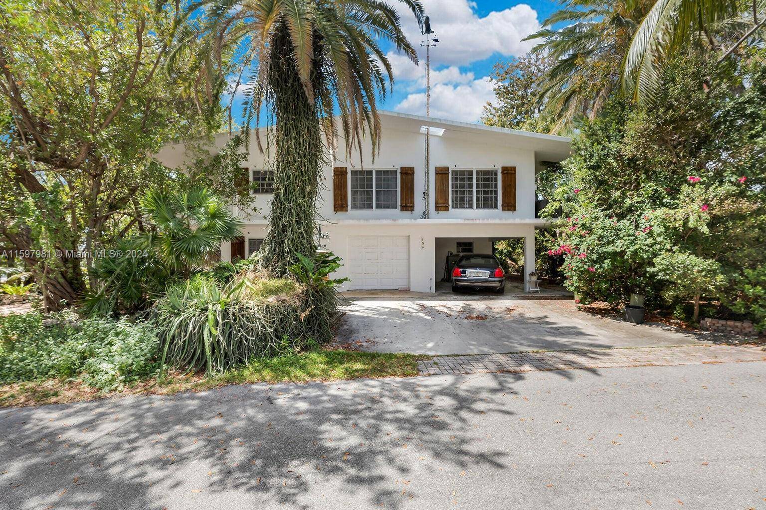Tavernier, FL 33070,154 Ocean View Dr