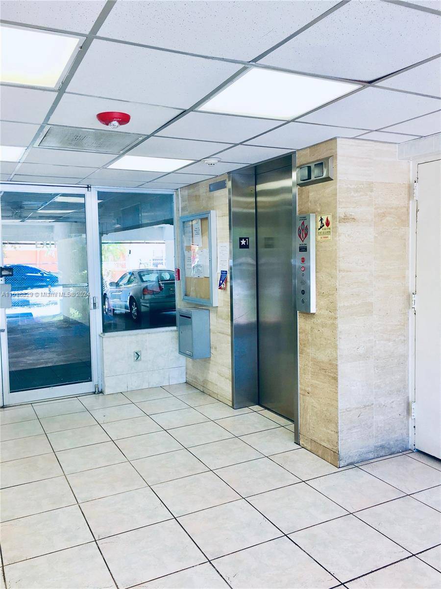 North Miami, FL 33161,1225 NE 124th St #28B