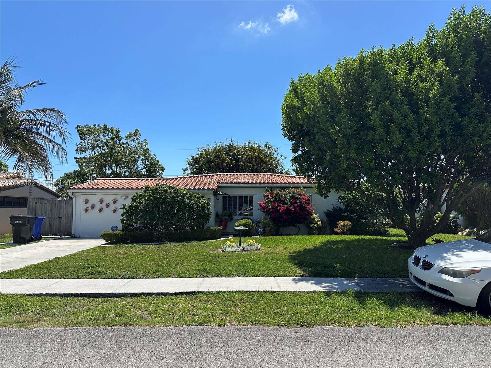 North Miami Beach, FL 33179,18441 NE 20th Pl