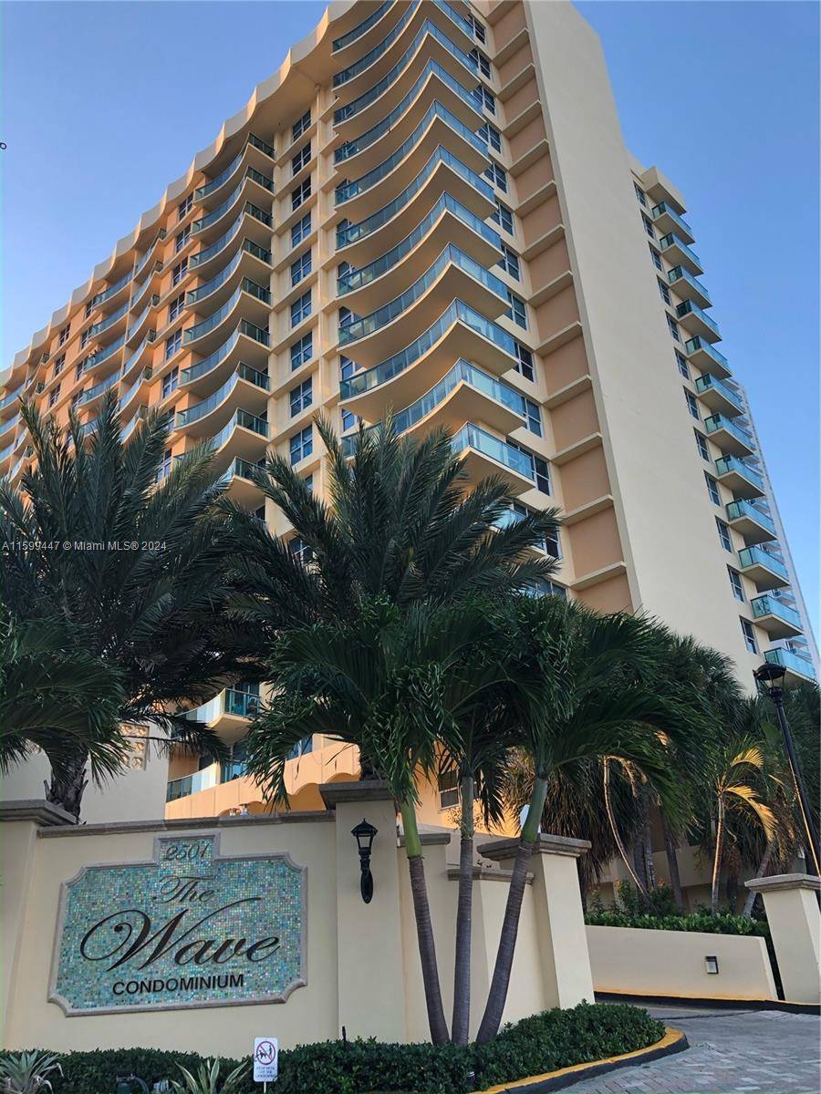 Hollywood, FL 33019,2501 S Ocean Dr #714