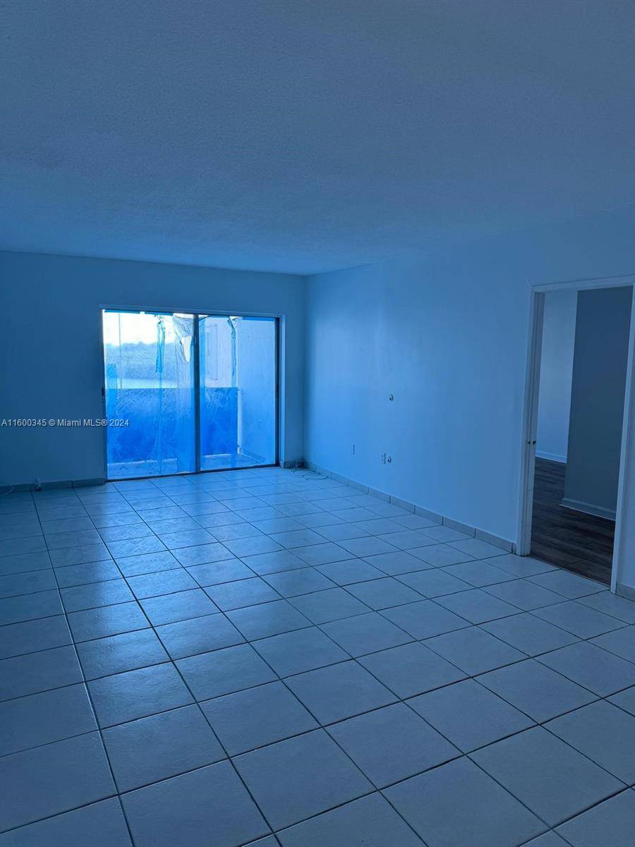 Sunny Isles Beach, FL 33160,400 Kings Point Dr #719