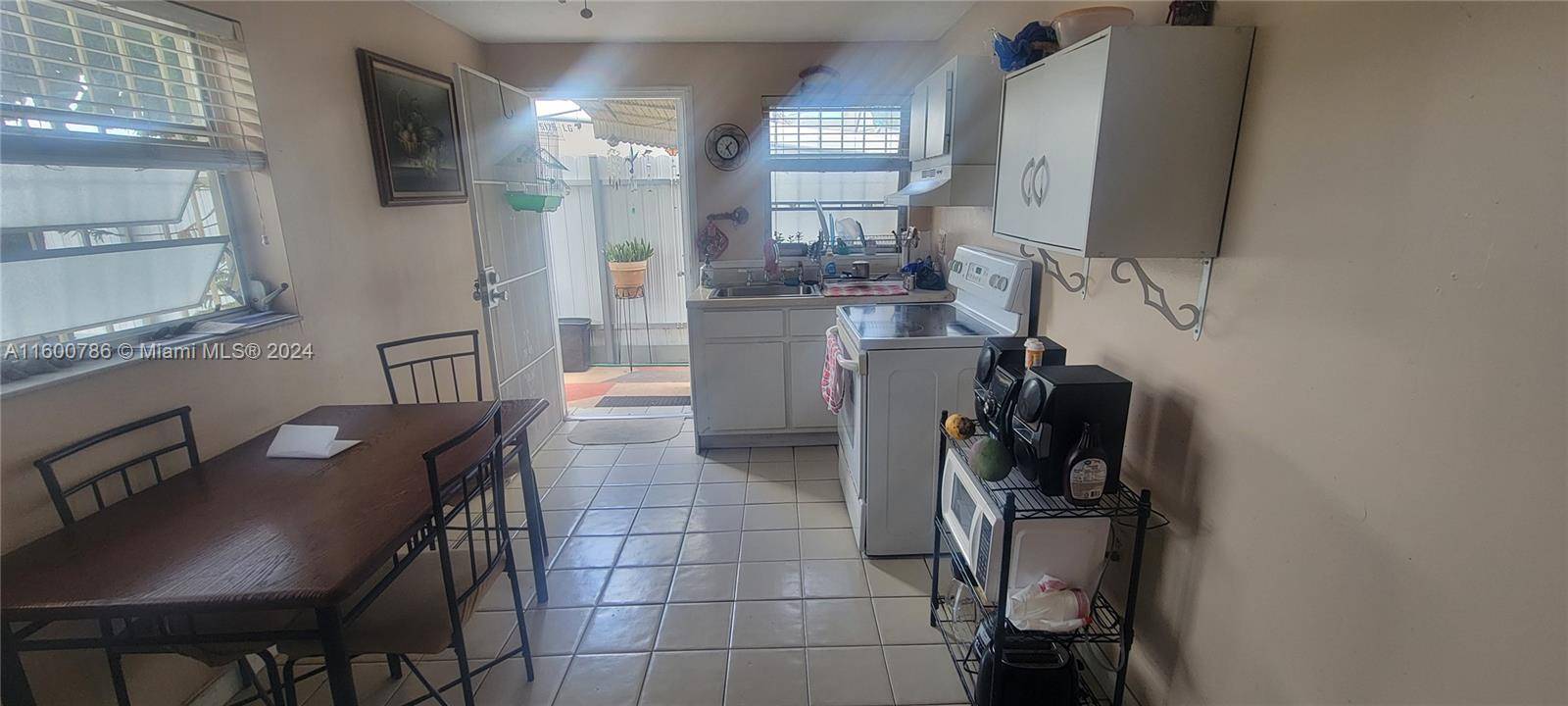 Hialeah, FL 33010,820 SE 4th Pl