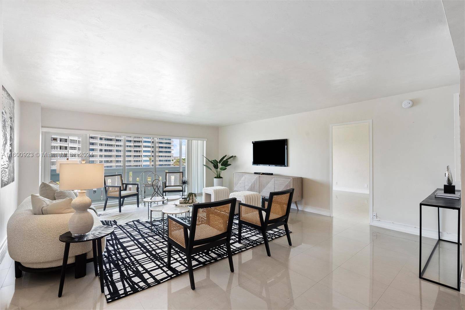 Fort Lauderdale, FL 33316,2100 S Ocean Dr #4CD