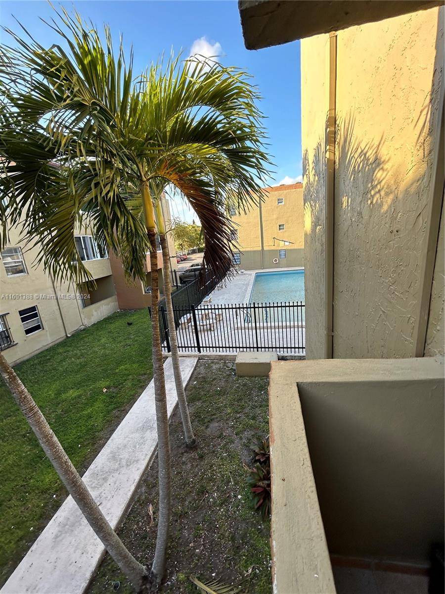 Hialeah, FL 33012,6070 W 18th Ave #202