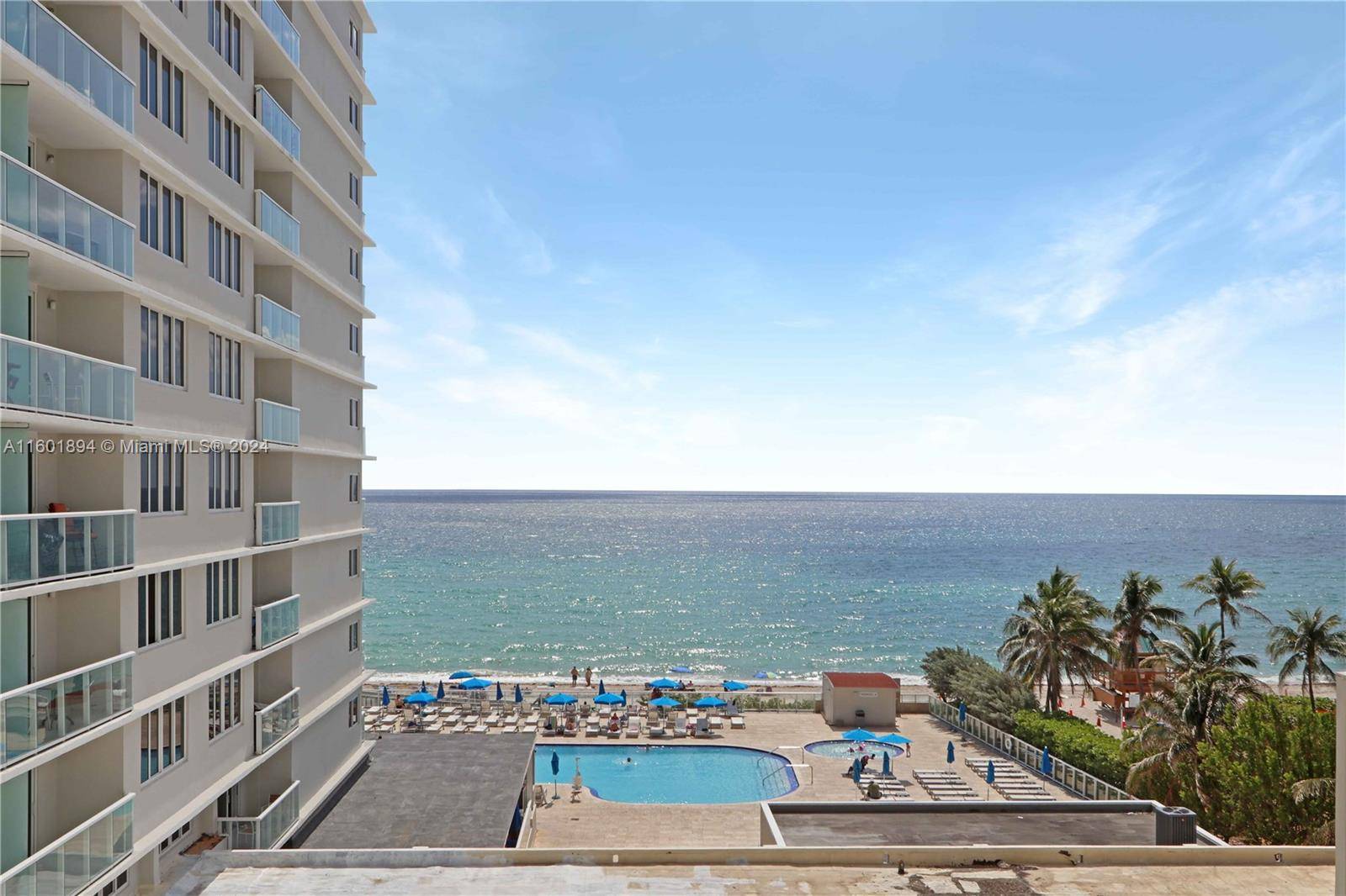 Sunny Isles Beach, FL 33160,19201 Collins Ave #447