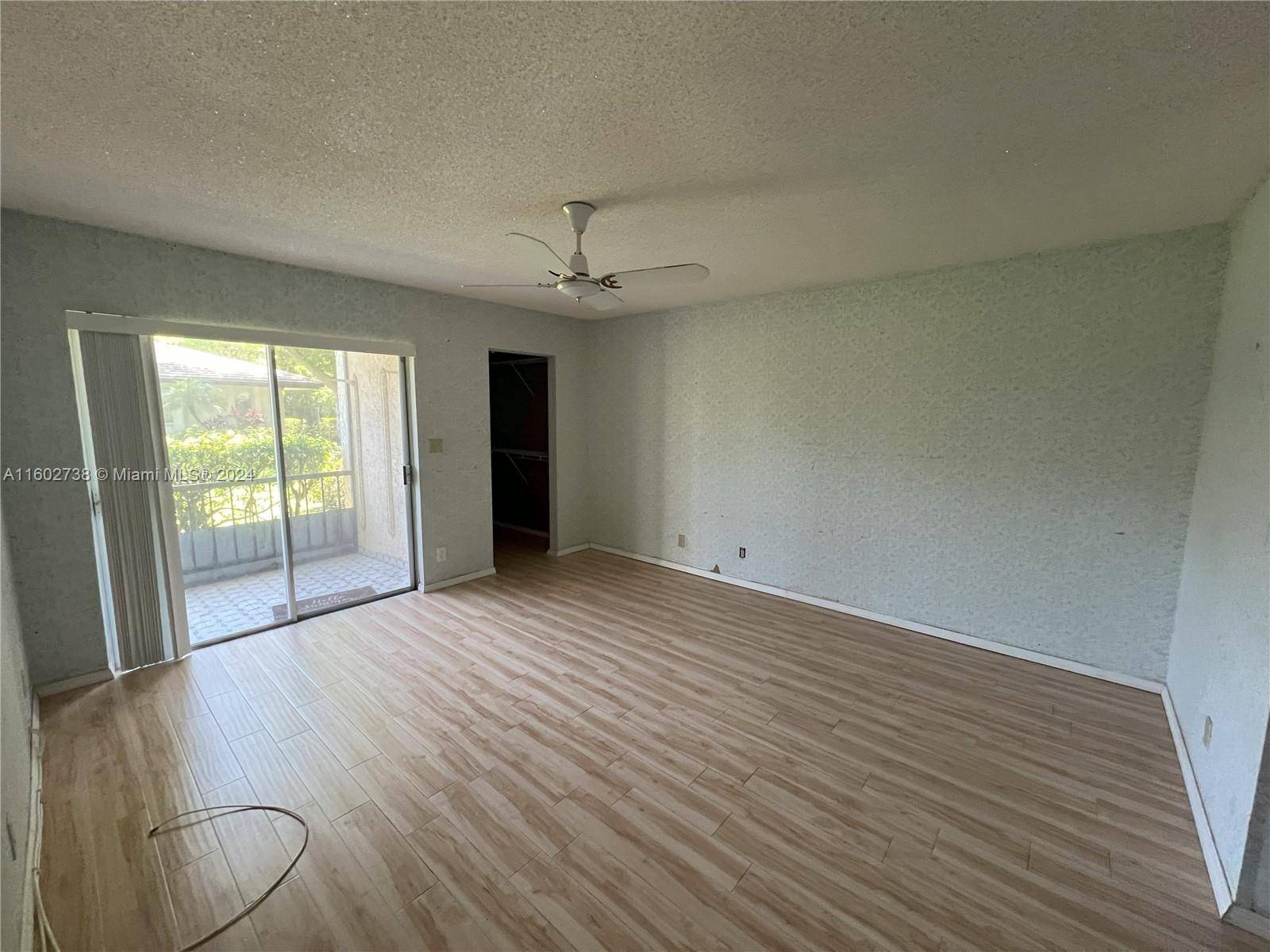 Lauderhill, FL 33319,6200 NW 44th St #114
