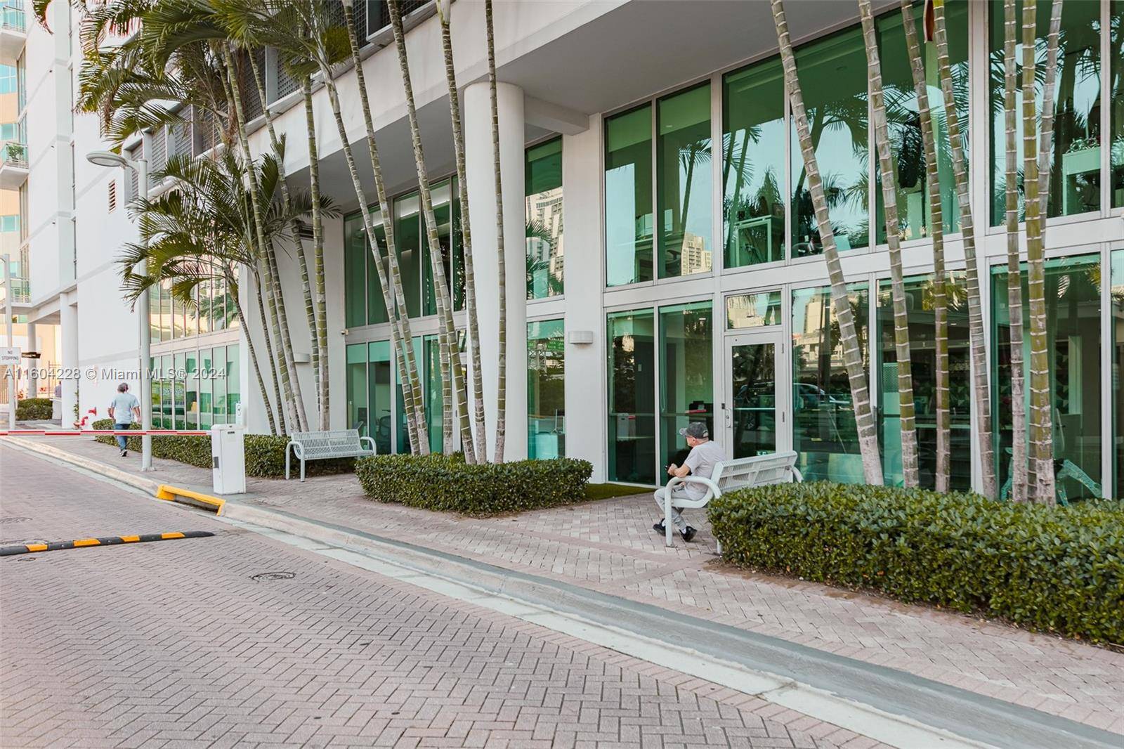 Miami, FL 33130,350 S Miami Ave #CUA