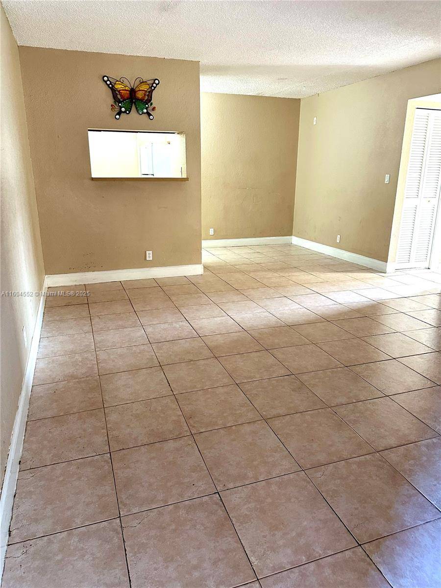 Coral Springs, FL 33065,2624 Riverside Dr #2624