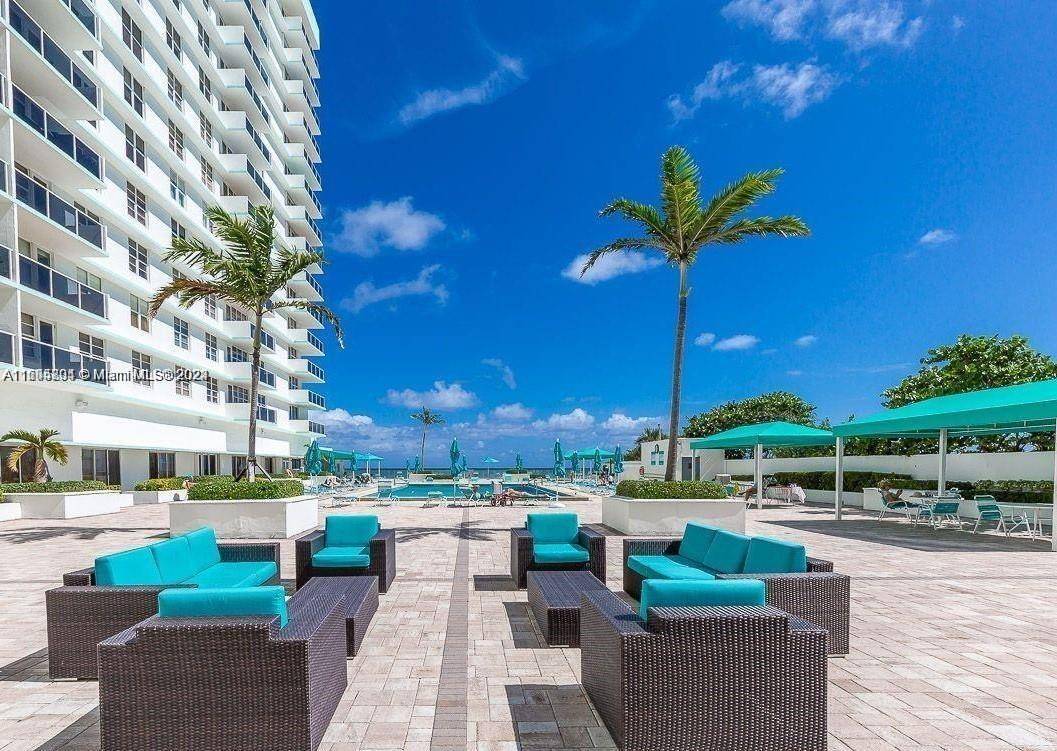 Hollywood, FL 33019,3725 S Ocean Dr #508