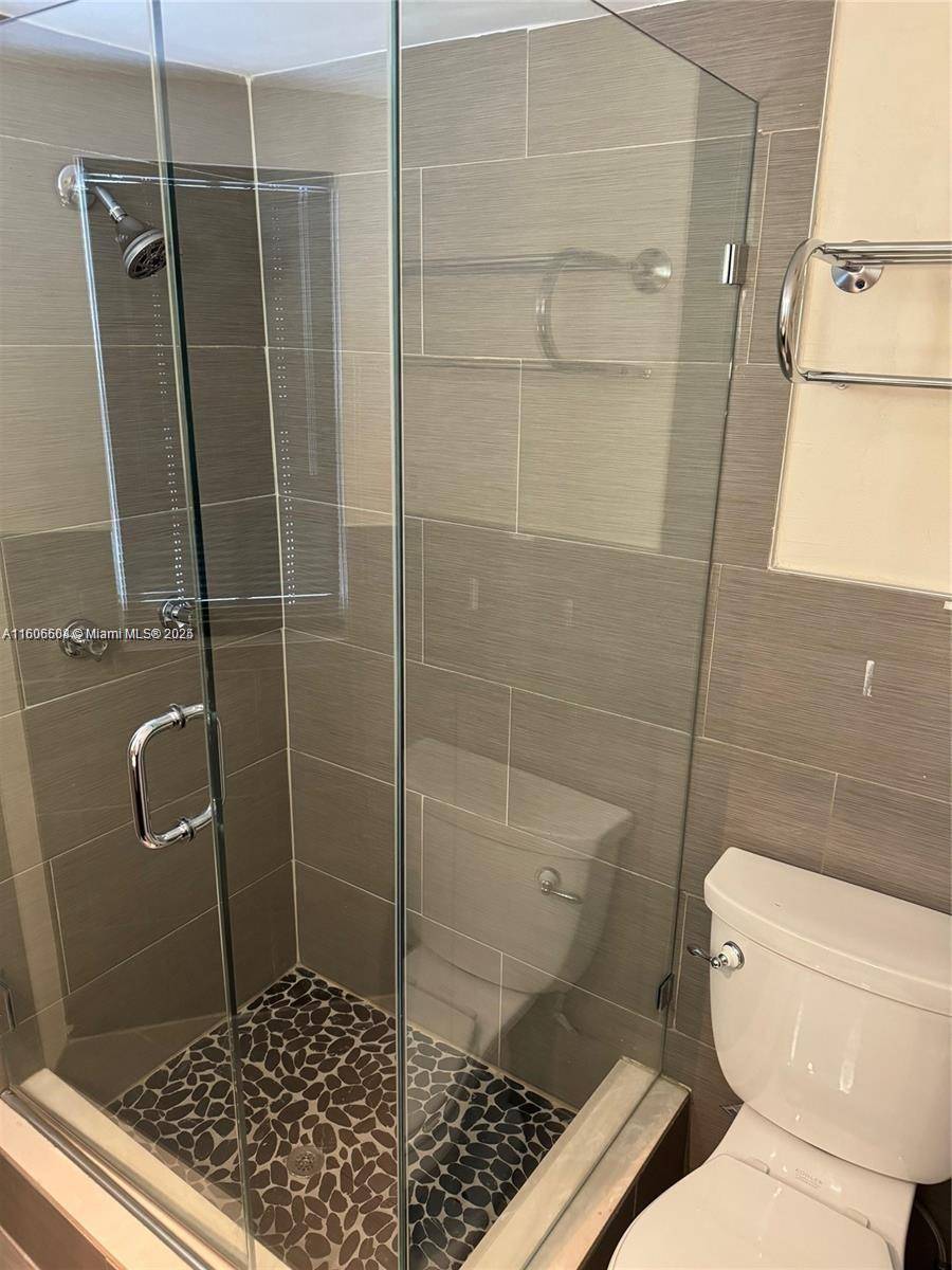 Wilton Manors, FL 33305,65 NE 24th st #59