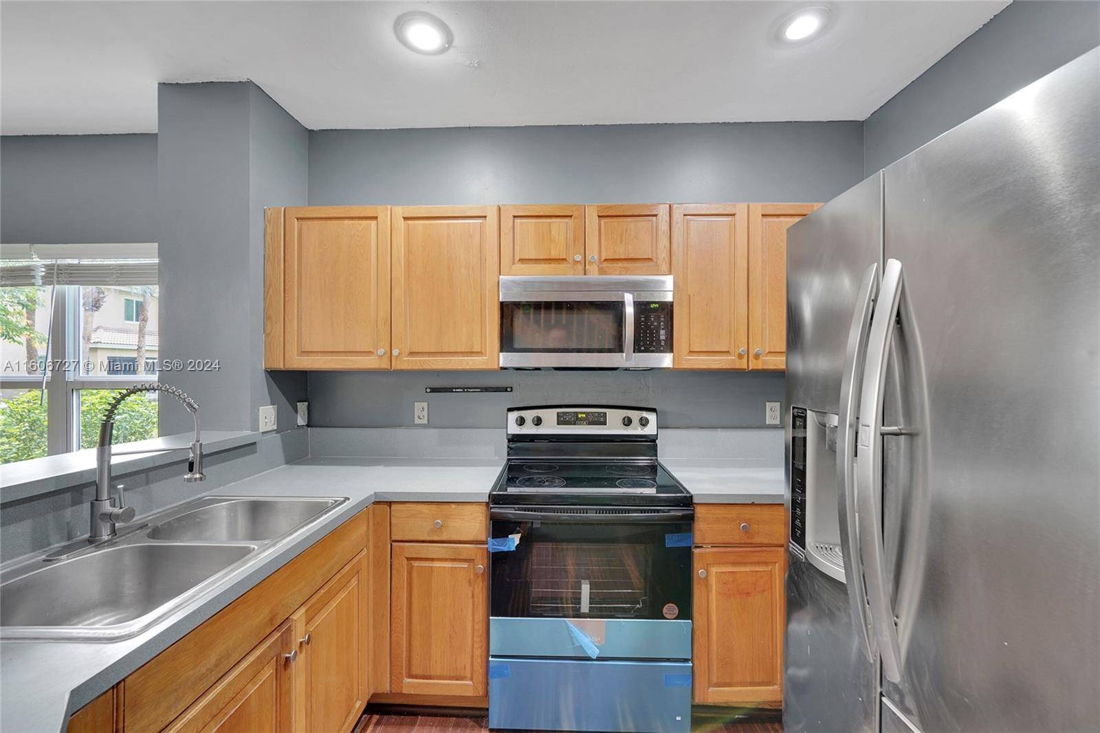 Pembroke Pines, FL 33025,363 SW 121st Ave #363