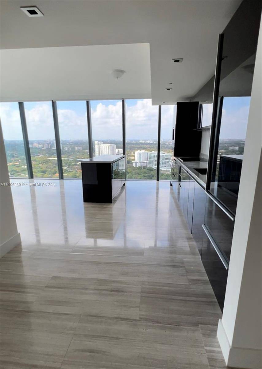 Miami, FL 33131,1451 Brickell Ave #2604