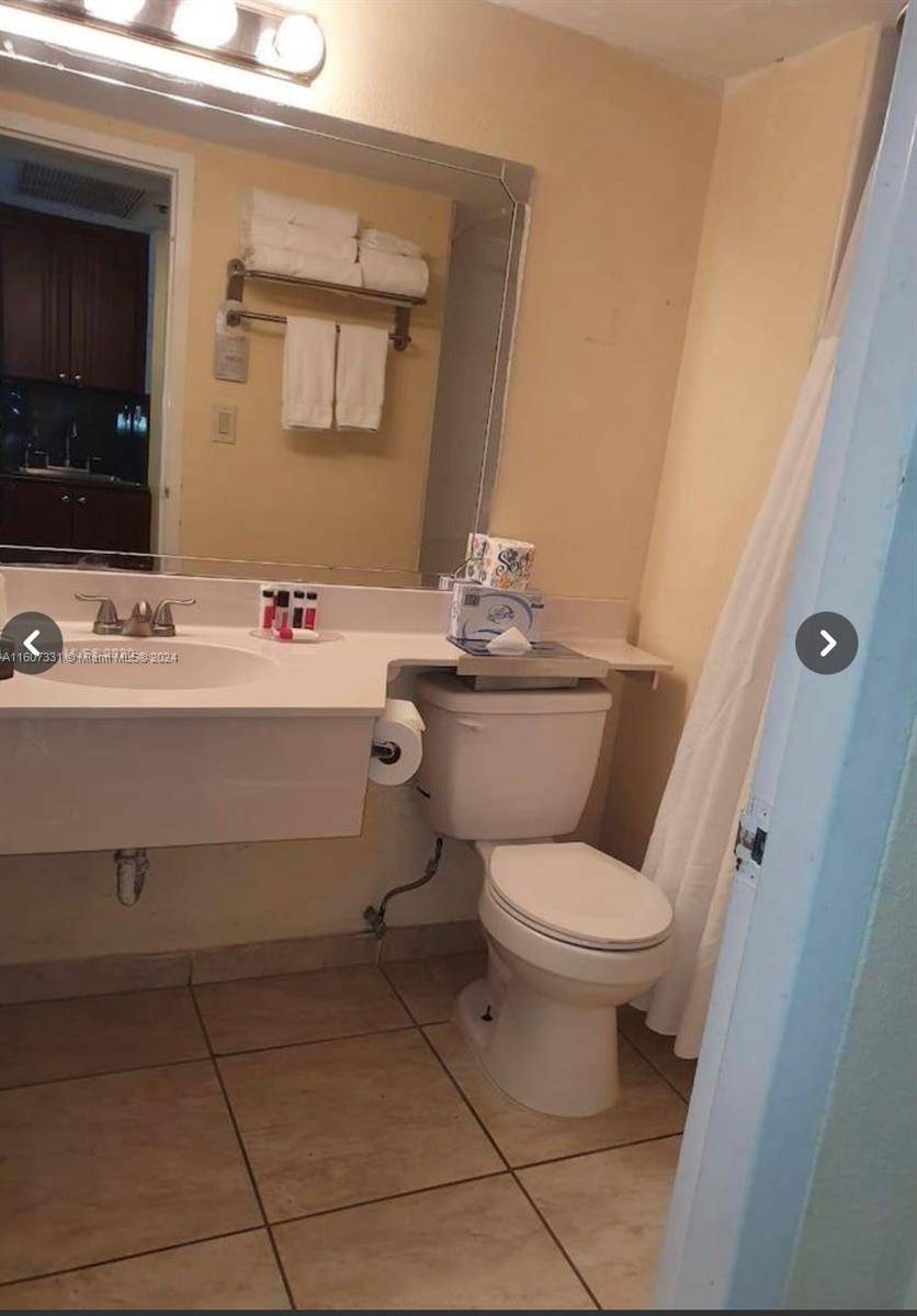 Sunny Isles Beach, FL 33160,19201 Collins Ave #428