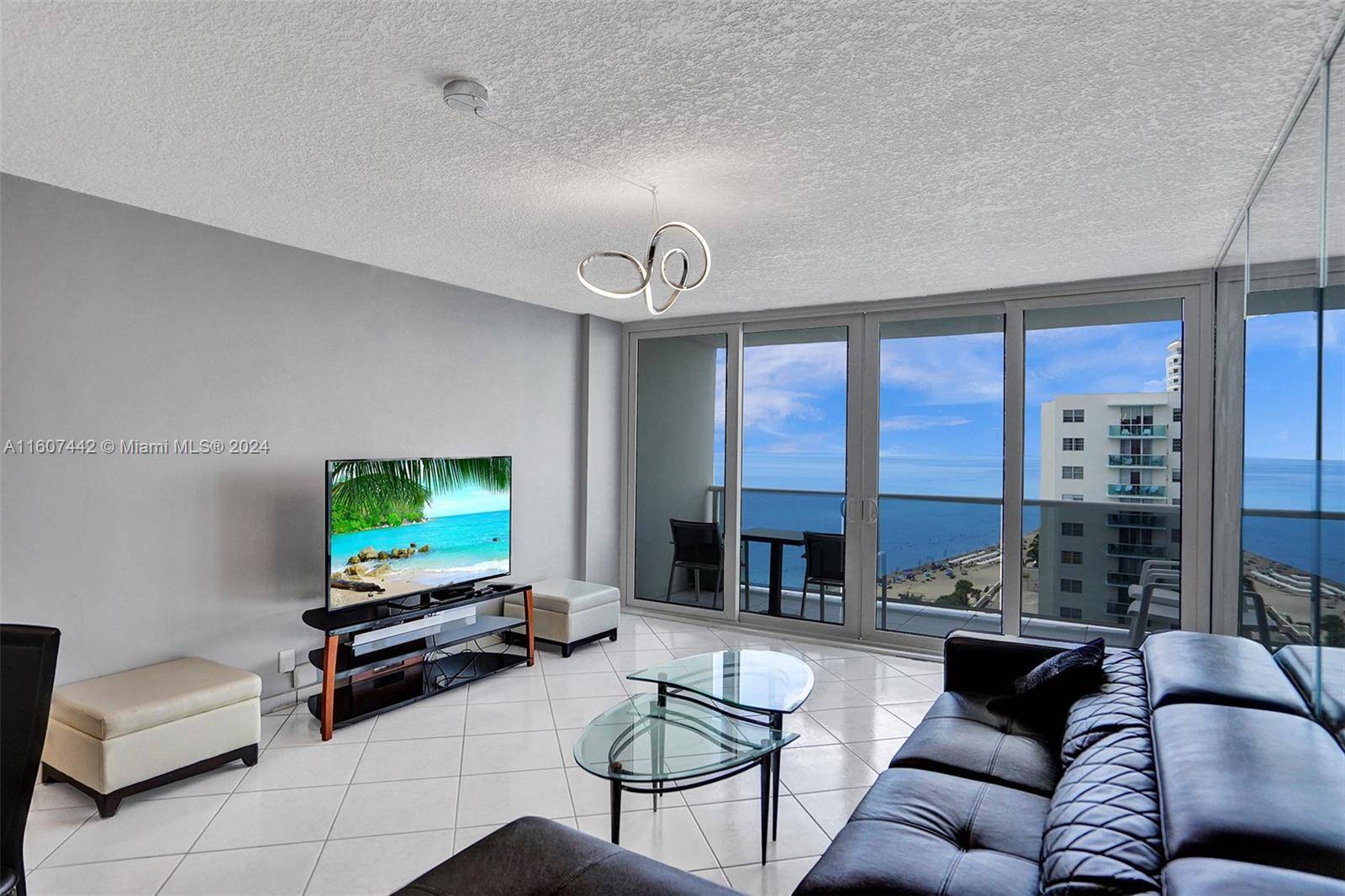 Hollywood, FL 33019,3725 S Ocean Dr #1508