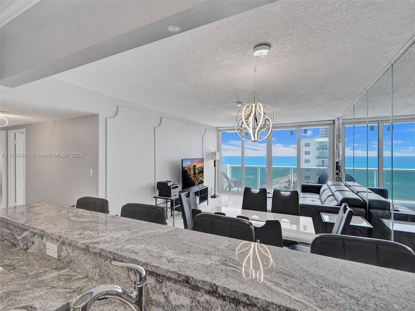 Hollywood, FL 33019,3725 S OCEAN DR #1506