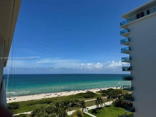 Surfside, FL 33154,9559 Collins Ave #S7-J