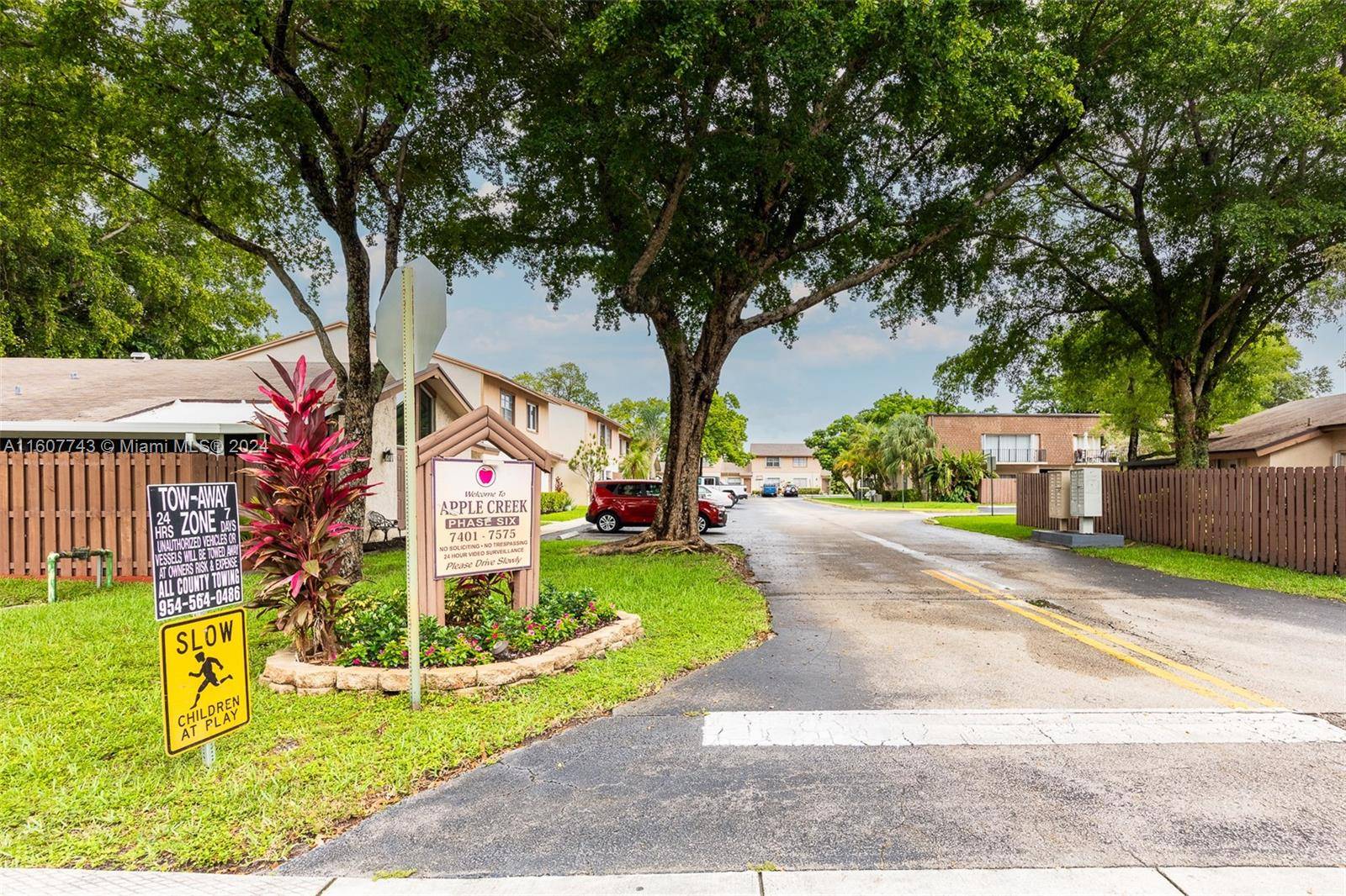 Plantation, FL 33313,7563 W Sunrise Blvd #7563