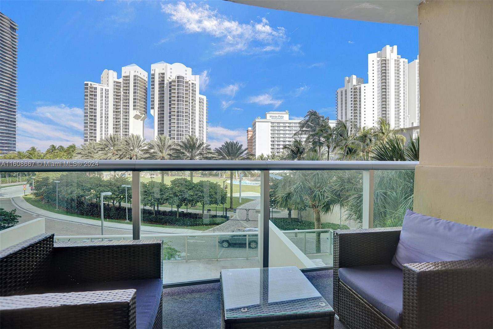 Sunny Isles Beach, FL 33160,19370 Collins Ave #311