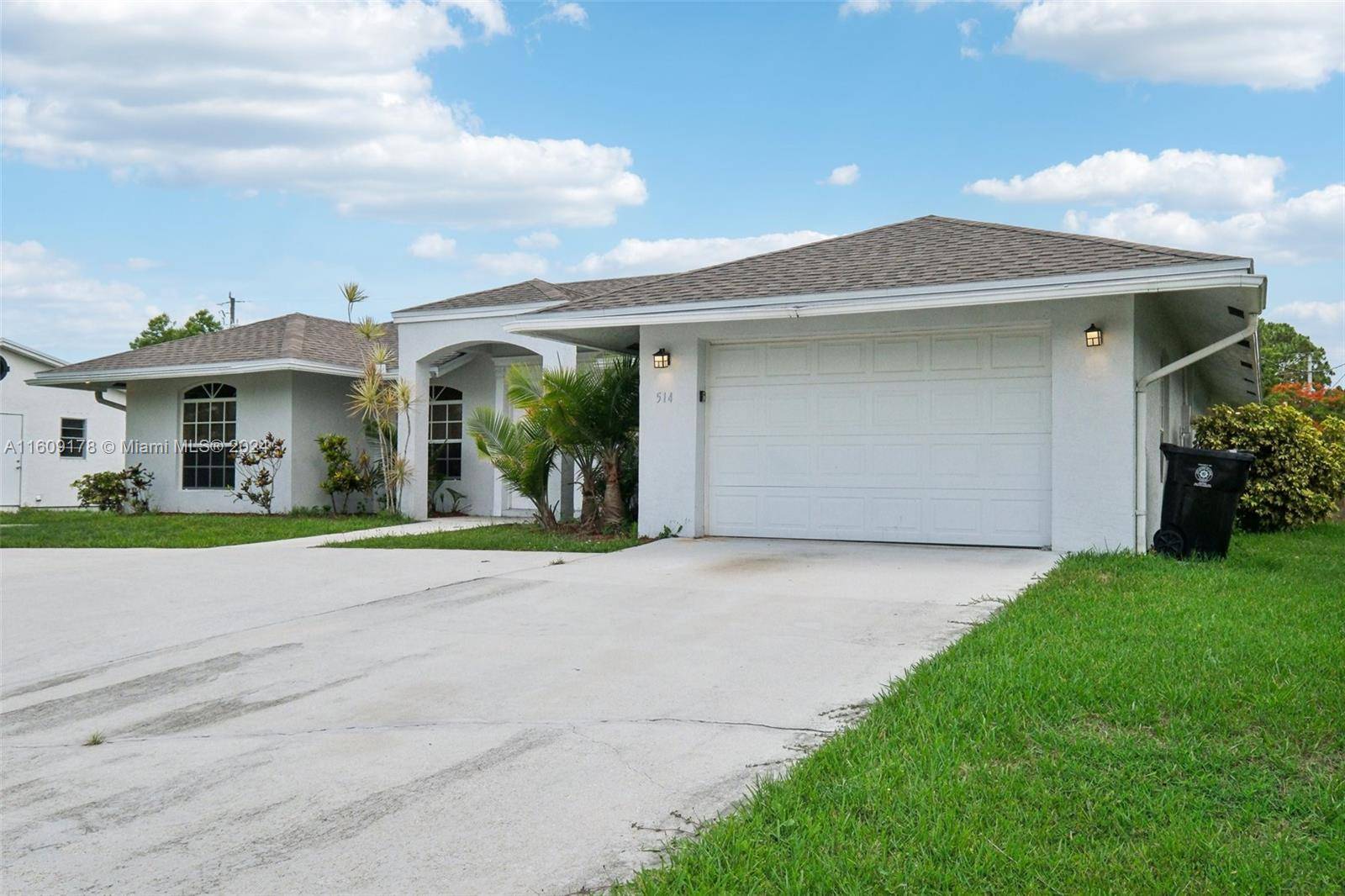 Port St. Lucie, FL 34983,514 SW Prado Ave