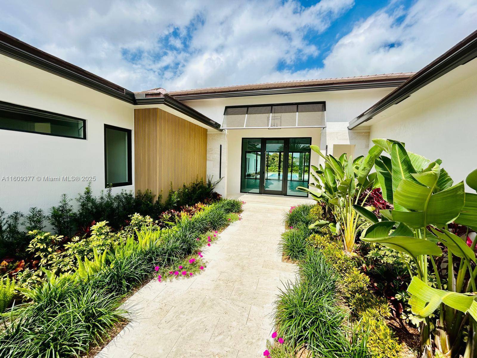 Plantation, FL 33325,12231 SW 2nd St