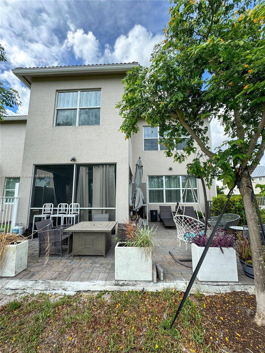 Hollywood, FL 33021,5035 Eucalyptus Dr #5035