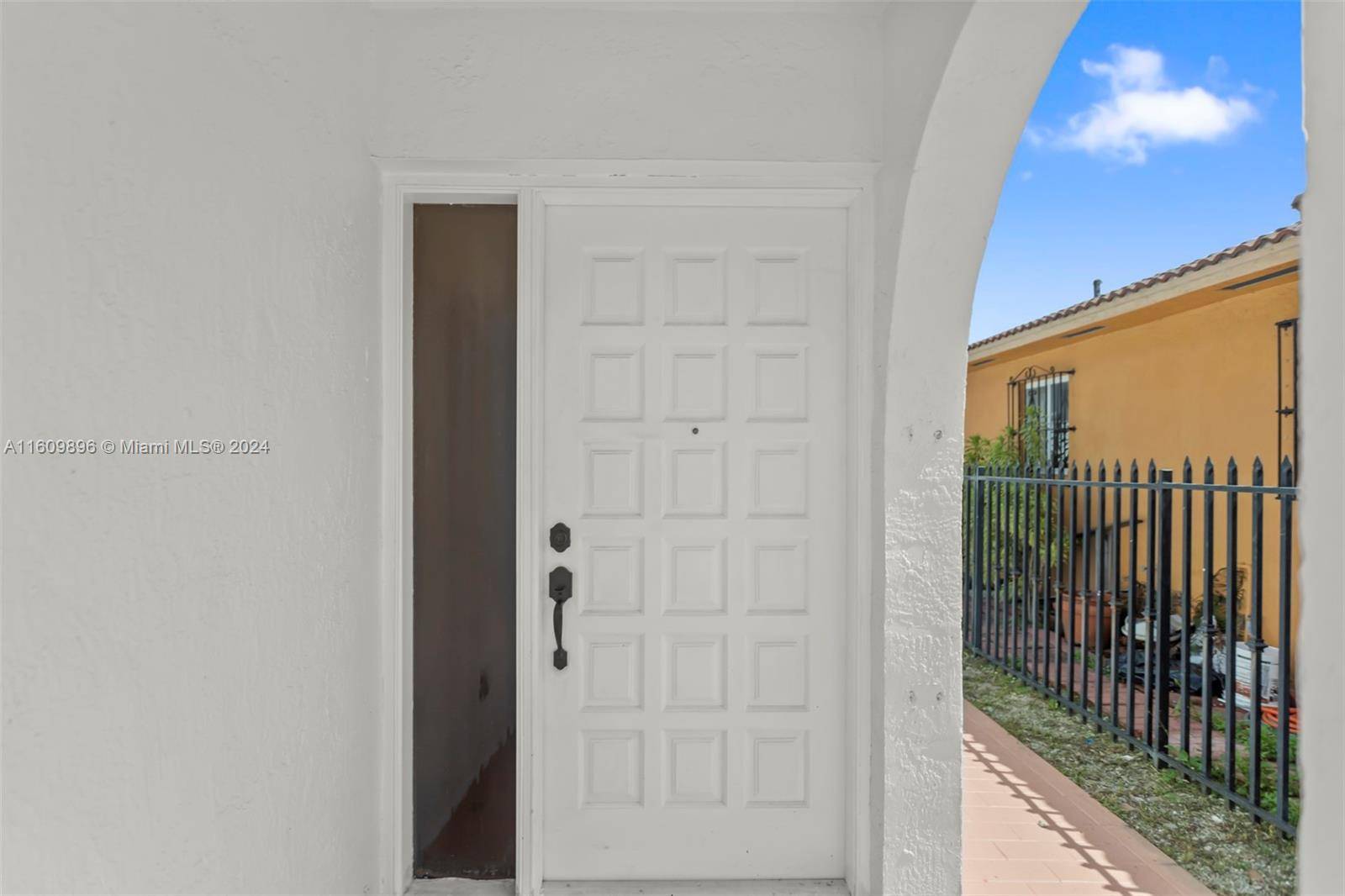 Hialeah, FL 33018,3172 W 71st Pl