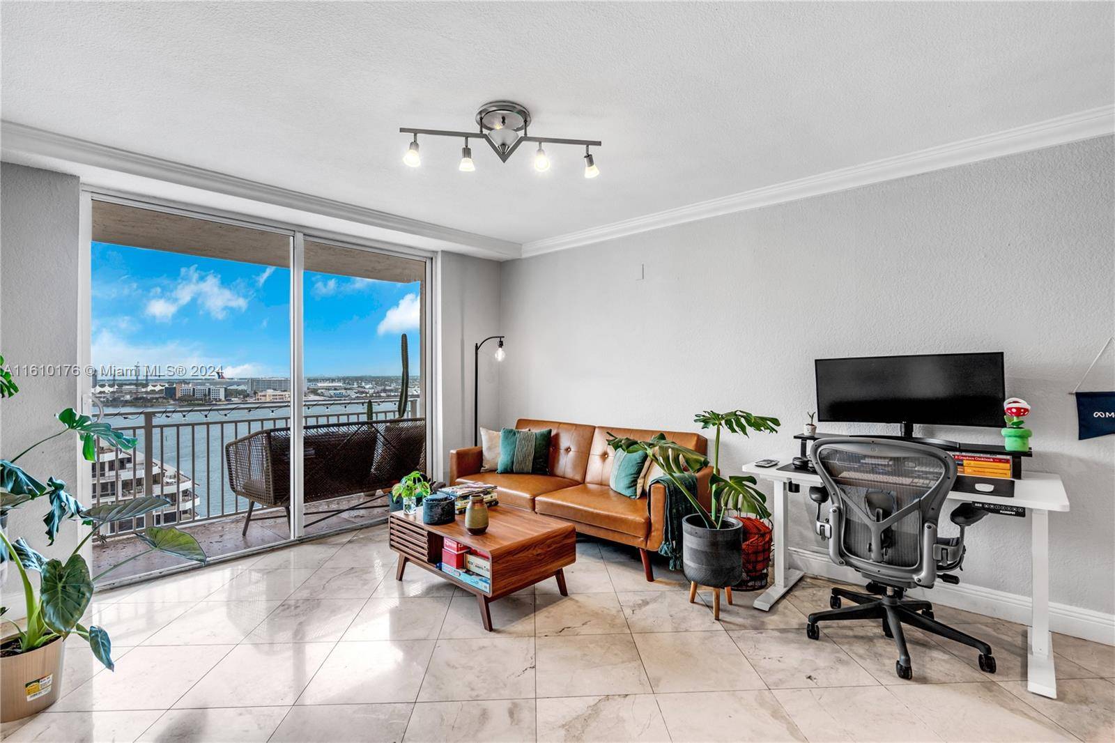 Miami, FL 33131,770 Claughton Island Dr #2111