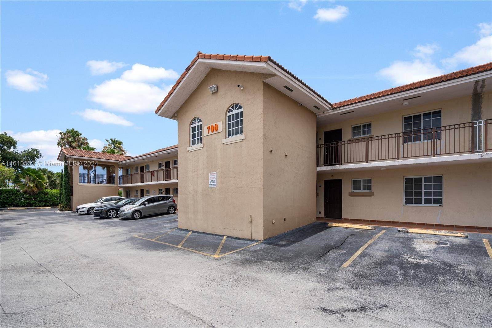 Hialeah, FL 33010,700 SE 9th Ct #103