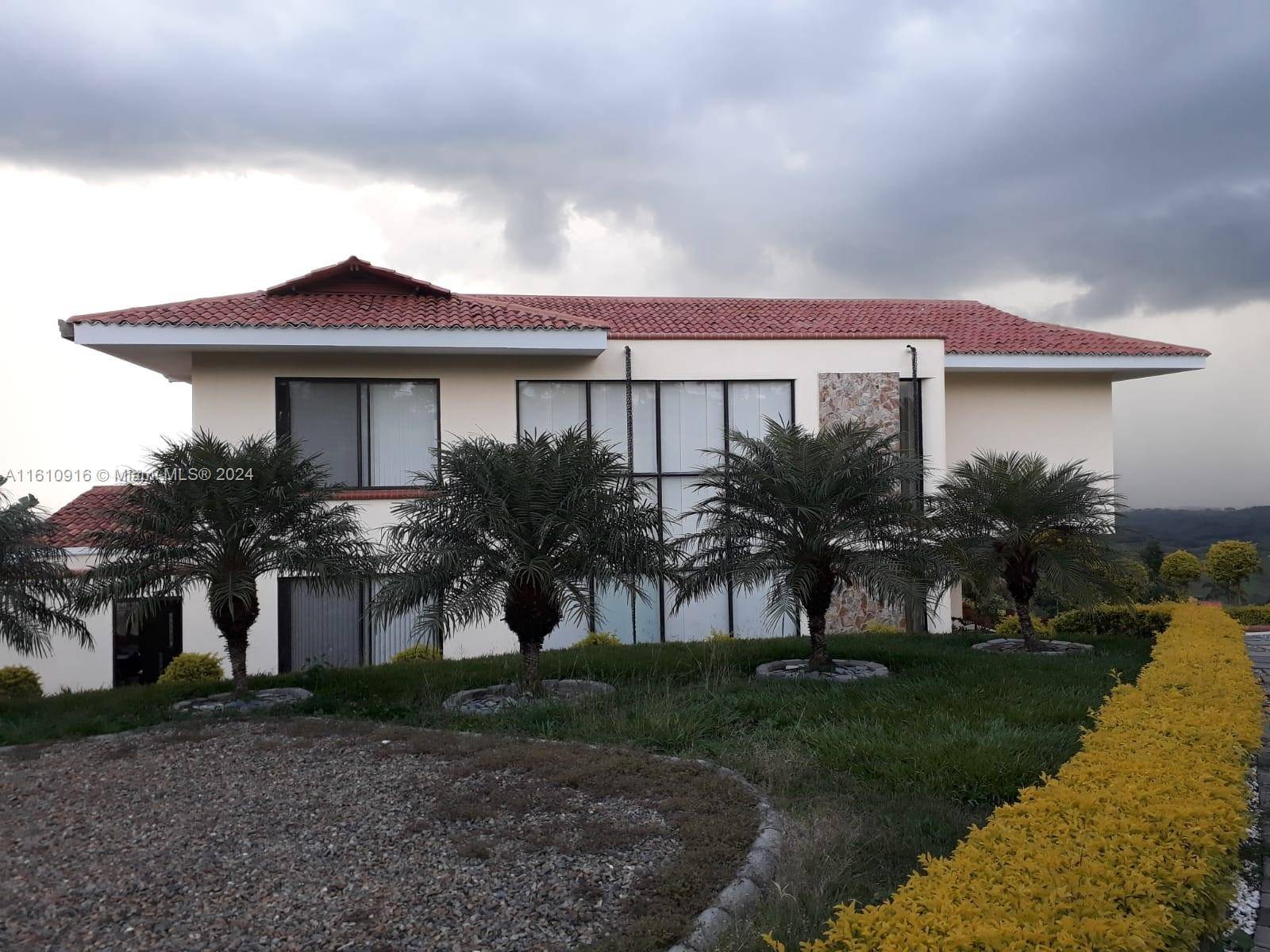 RI 00000,Via Cerritos Condominio Castilla La Nueva Casa 14