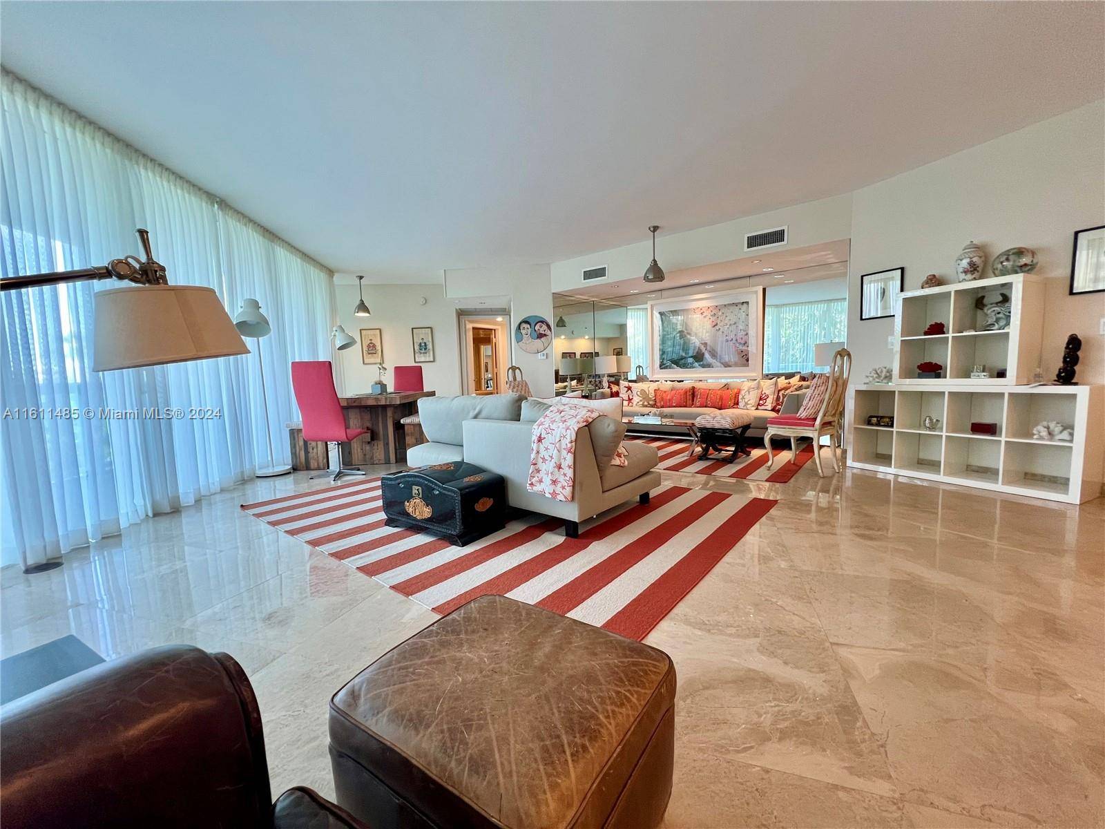 Miami Beach, FL 33139,1000 S Pointe Dr #408