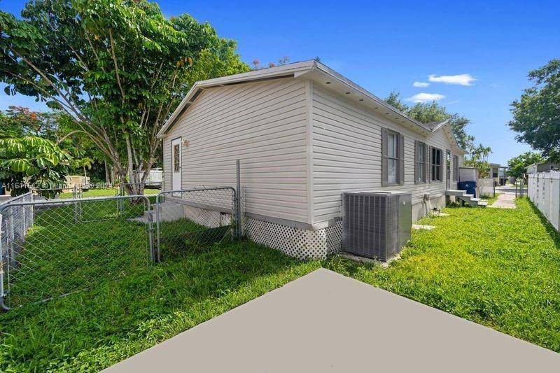 Homestead, FL 33034,35250 SW 177 Court