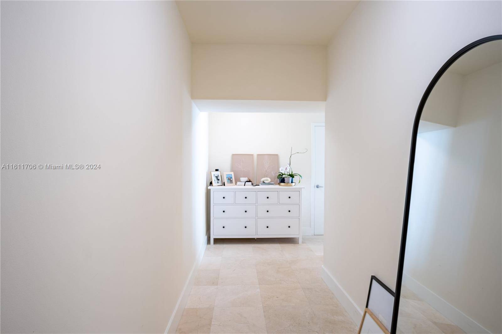 Miami, FL 33132,888 Biscayne Blvd #2004