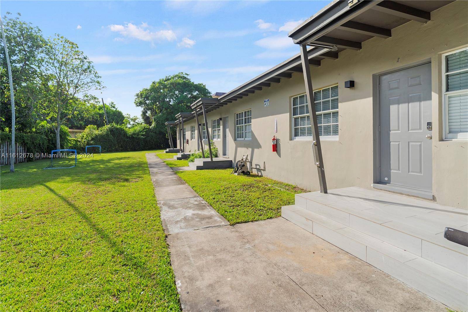 North Miami, FL 33161,12108 NE 5th Ave