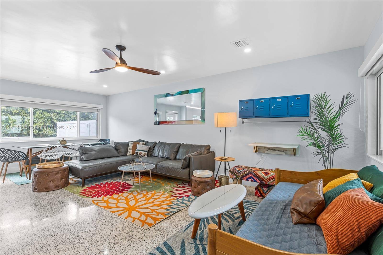 Palm Beach Shores, FL 33404,340 Bamboo Rd #North